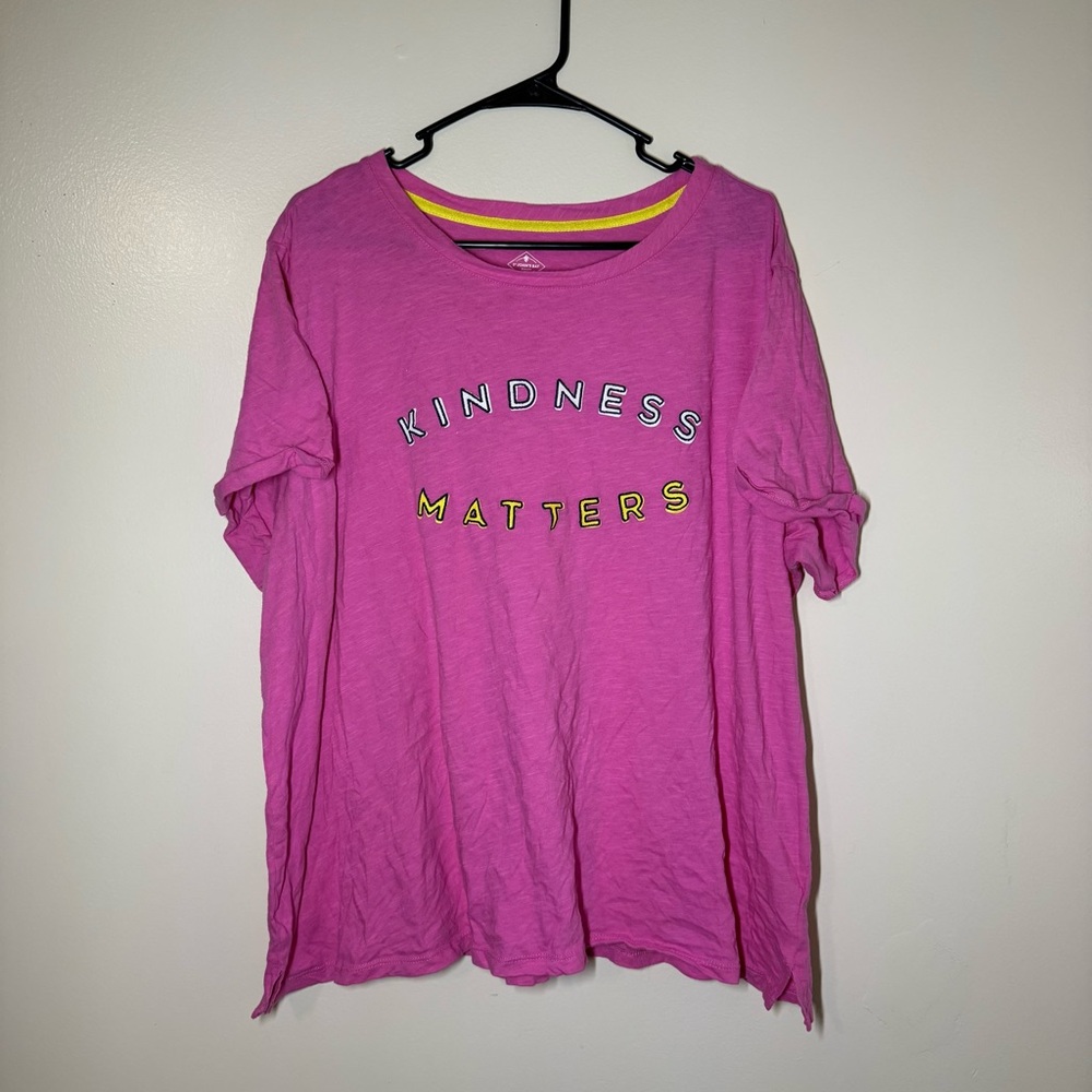 St. John's Bay Pink 'Kindness Matters' Short Sleeve Tee